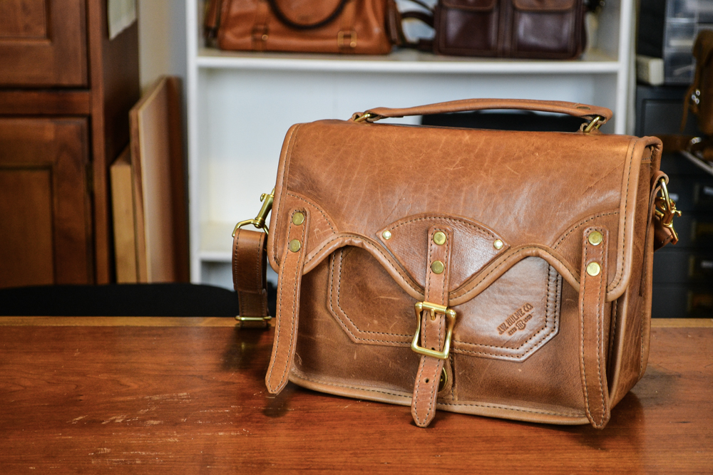 購入 J.W. Hulme Overnight Briefcase Product Spotlight: J.W. Hulme